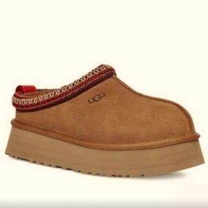 Ugg Tazz Platform women’s size 7.